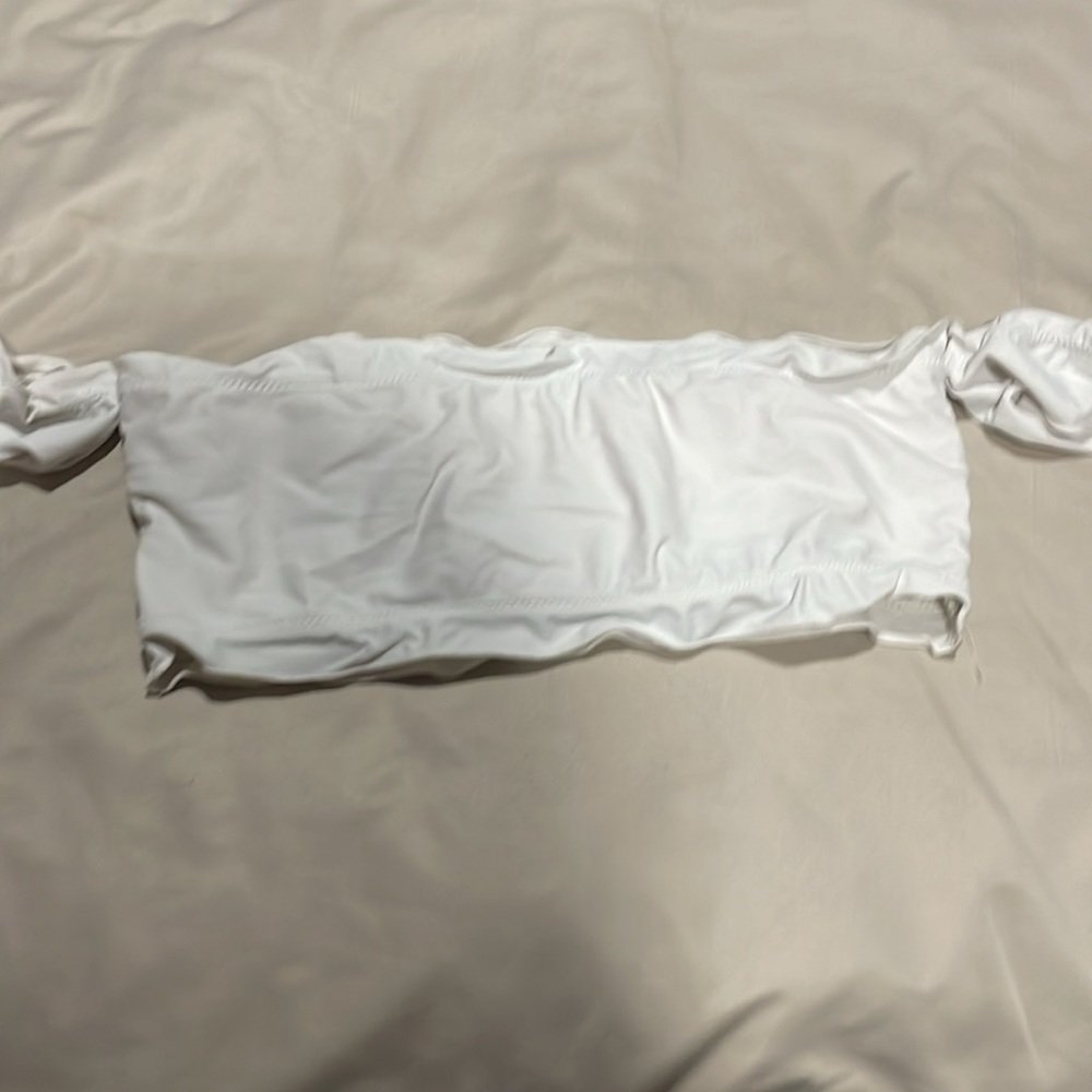 Zaful bandeau swim top with sleeves - Picture 3 of 5